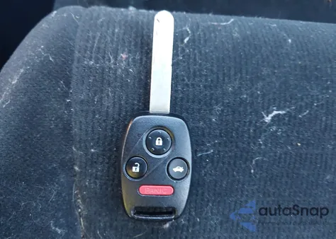 2006 Honda Accord from USA, damaged, VIN 18GCM56156A105667